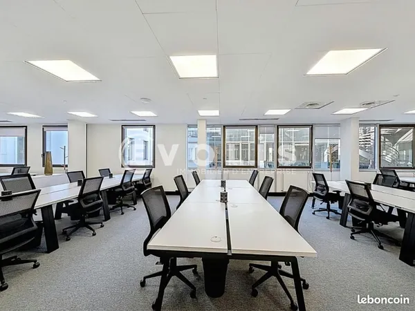 Bureau 2 508 m²