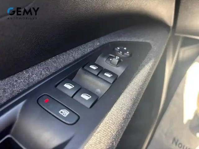Peugeot 3008 bluehdi 130ch s&amp;s bvm6 — photo 19