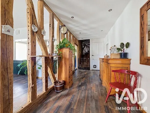 Maison 7 pièces 207 m²