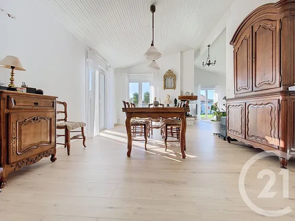 Maison 5 pièces 134 m²