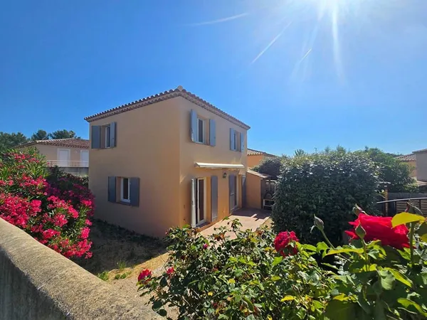 Villa 4 pièces 90 m²