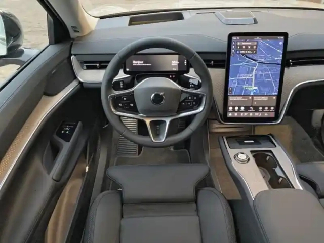 Volvo Ex90 twin performance 517ch ultra 7 places — photo 8
