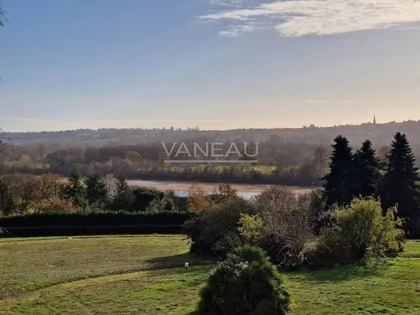 Maison 13 pièces 361 m²