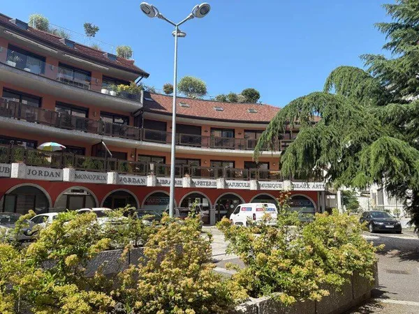 Bureaux 130 m²