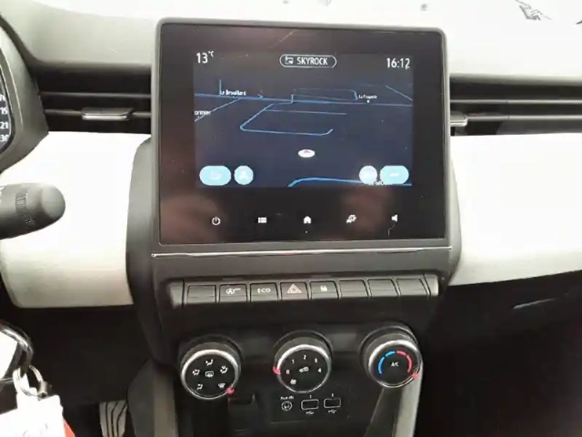 Renault Clio tce 90 — photo 38