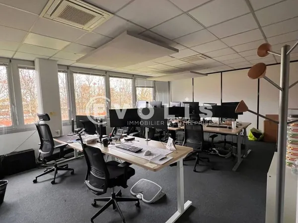 Bureaux 600 m²