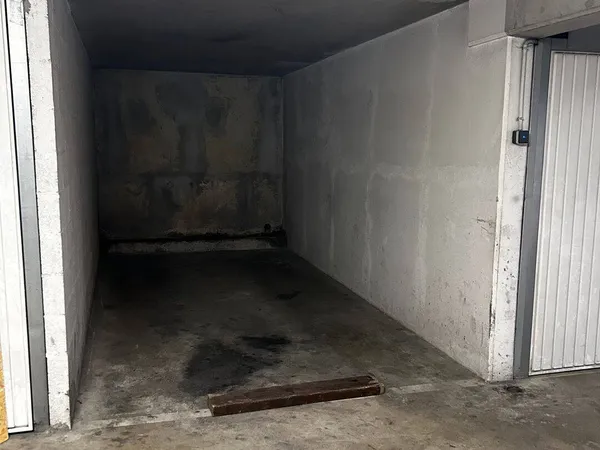 Parking 11 m²
