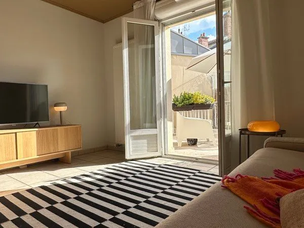 Maison T5 de 111 m² - Reims Saint-Remi - Garage de 124 m² - Deux terrasses