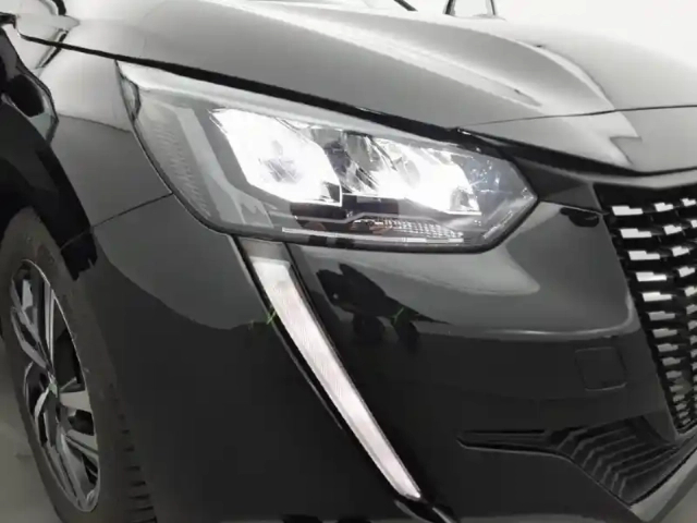 Peugeot 208 puretech 100 s&amp;s bvm6 — photo 16