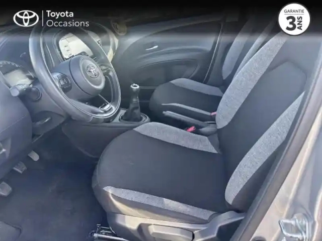 Toyota Aygo X 1.0 vvt-i 72ch dynamic — photo 11