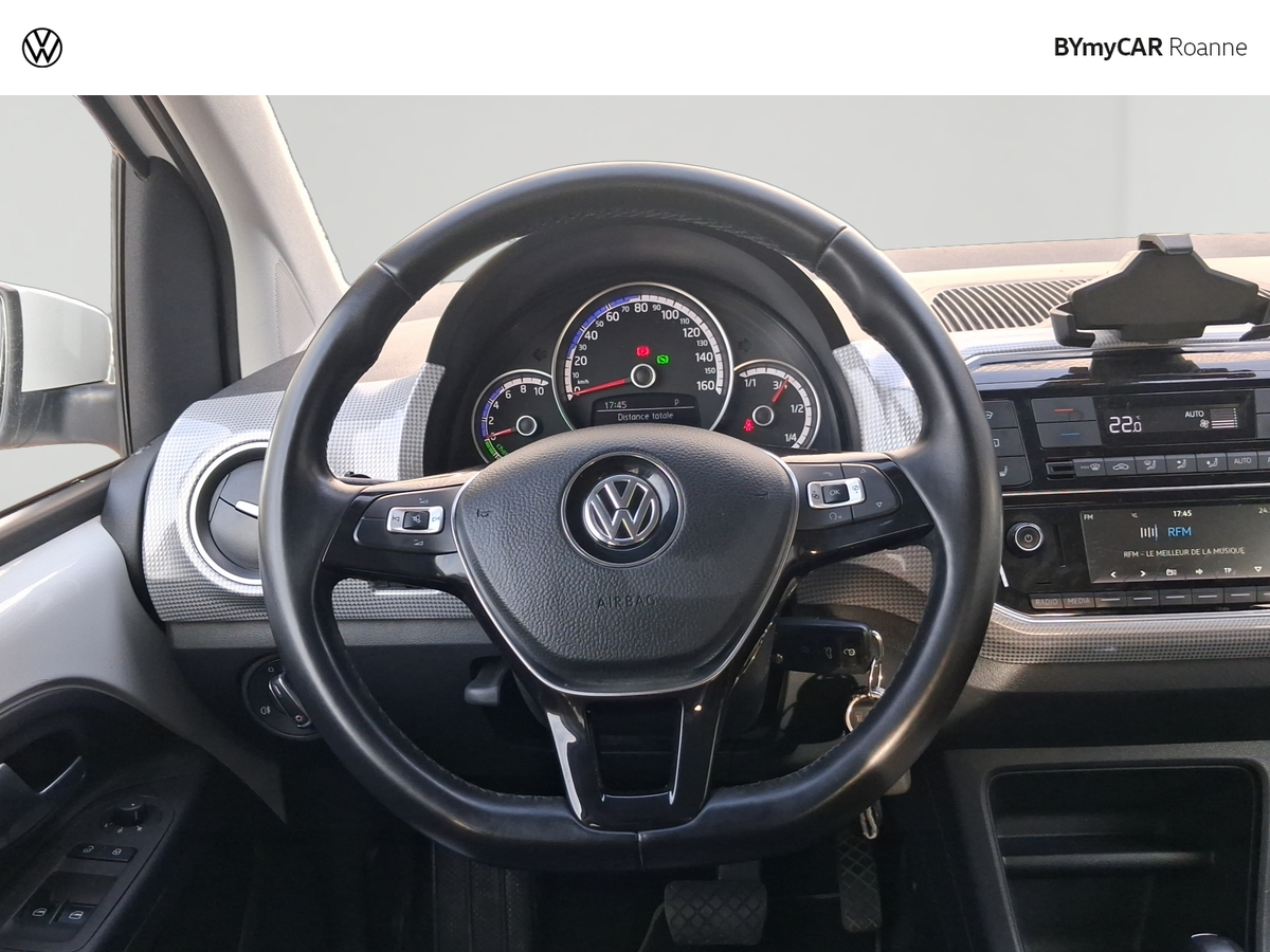 Volkswagen e-UP Electrique — photo 10