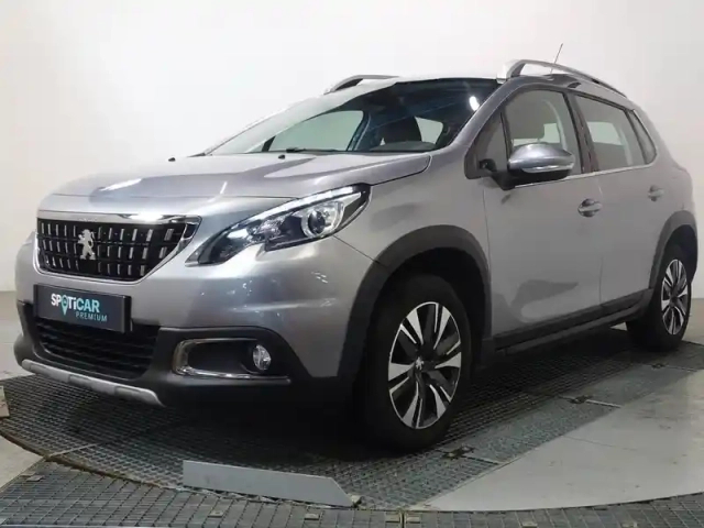 Peugeot 2008 1.2 puretech 110ch allure s&amp;s eat6 — photo 1