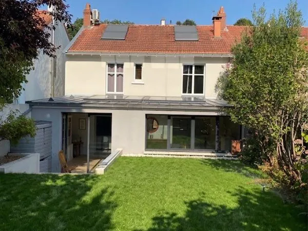 Maison familiale de 8 pièces de 170 m² au coeur du Plessis-Tison