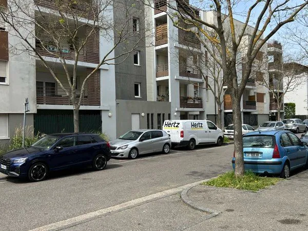 Appartement T3 65m² Dernier Étage avec Ascenseur