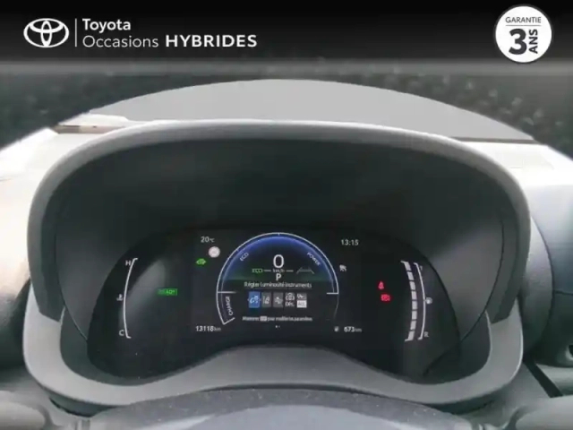 Toyota Yaris cross 116h dynamic my25 — photo 14