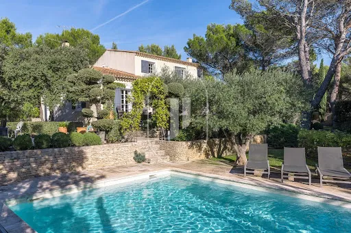 Villa 7 pièces 220 m²