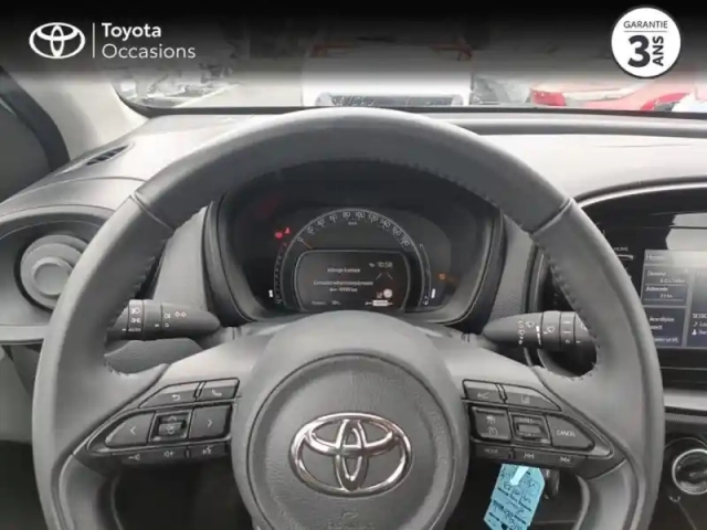 Toyota Aygo X 1.0 vvt-i 72ch dynamic — photo 13