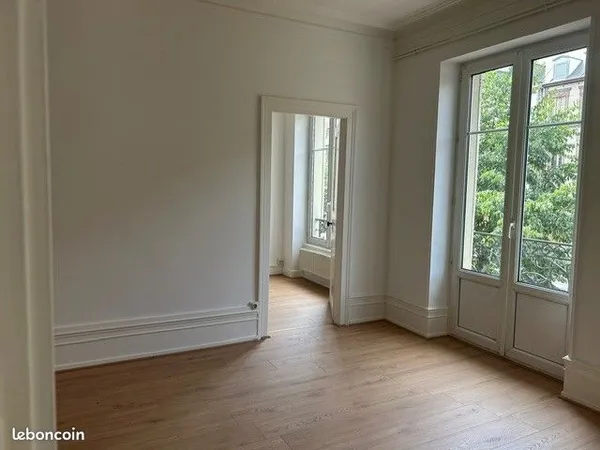 Appartement 5 pièces Strasbourg gare - remis à neuf