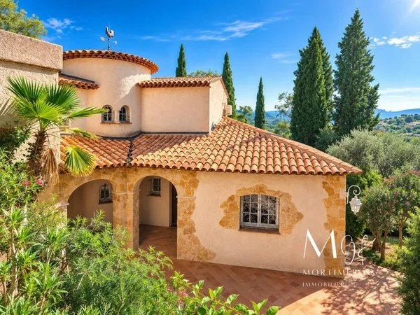 Maison Vente Mandelieu-la-Napoule 6p 196m² 1495000€