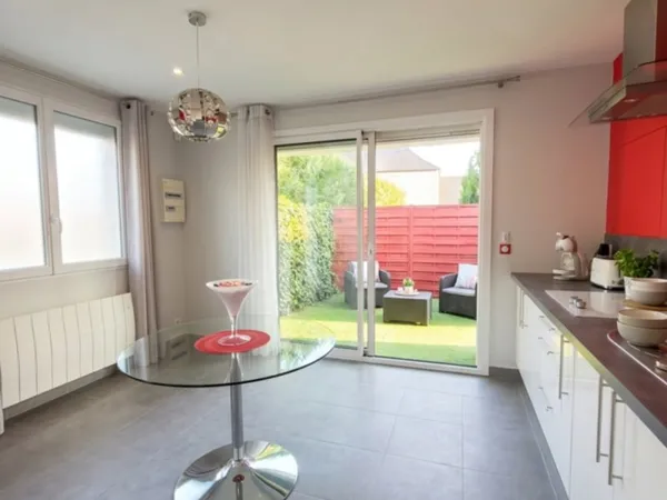 Maison individuelle rénovée 65 m² sur sous-sol