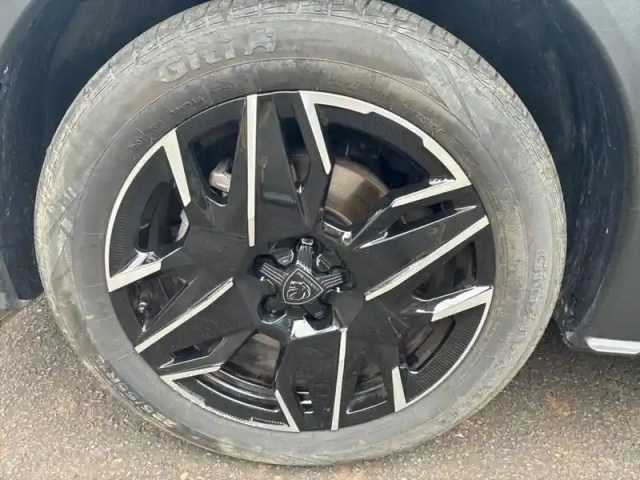 Peugeot 5008 gt hybrid 145ch e-dcs6 — photo 15
