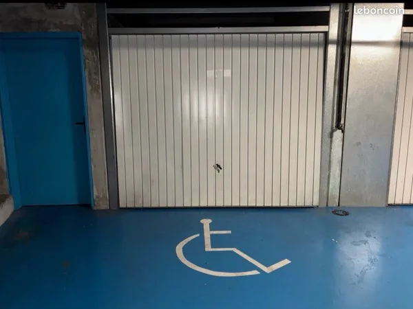 Box sécurisé 16 m2 à louer Levallois