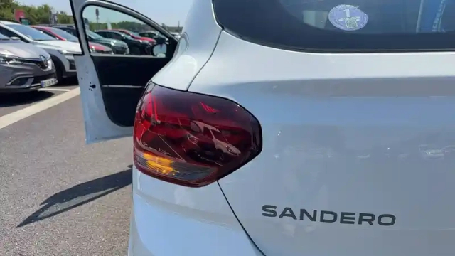 Dacia Sandero eco-g 100 — photo 41