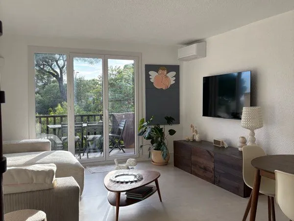 Appartement T2 refait à neuf à 5 min à pieds de la plage
