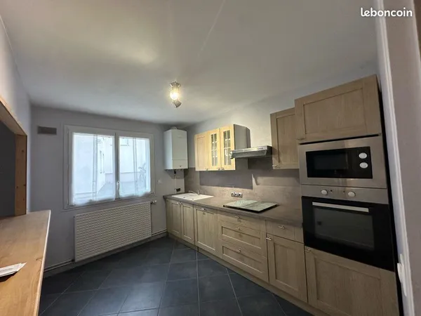 À louer - Appartement 81 m² avec garage de 40 m²