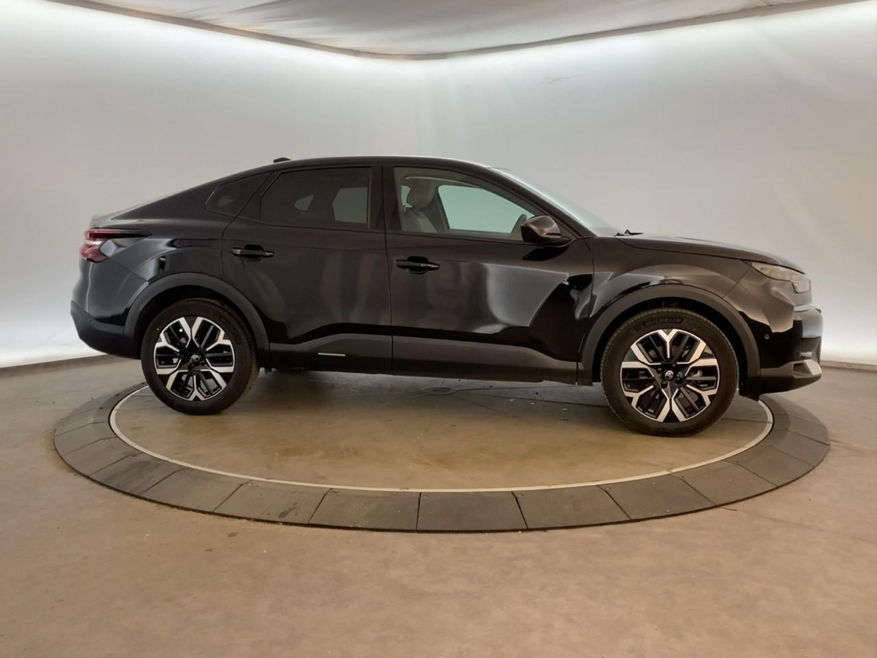 Citroën C4 X hybride 145 ch e-dcs6 max — photo 4