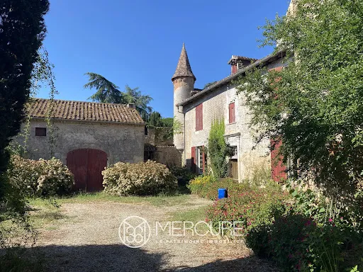 Château 16 pièces 496 m²