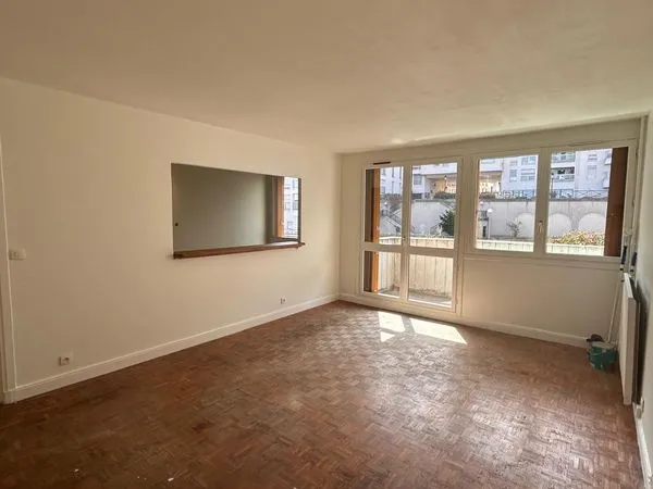 Grand studio de 37m² à Saint Cloud