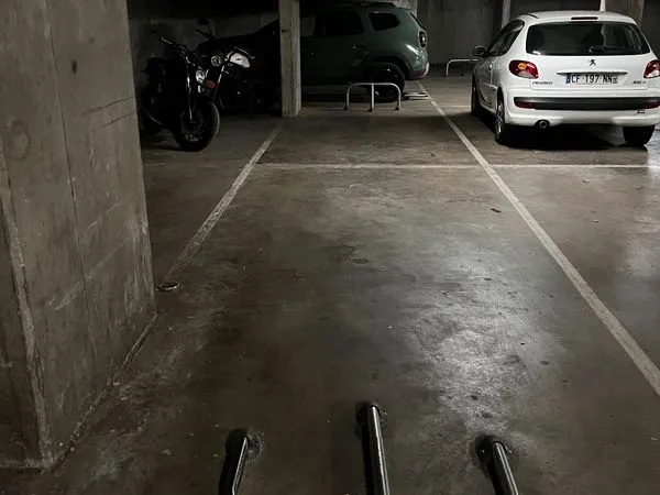 Parking double
