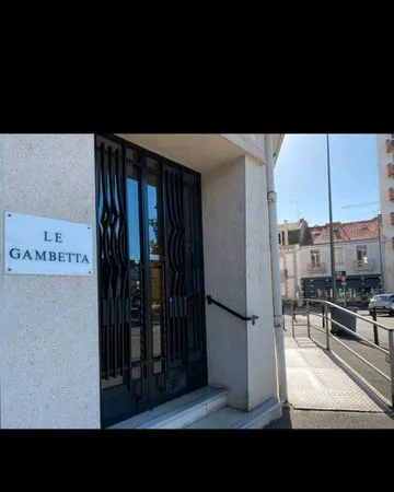 Location appartement meublé centre vichy 90m2