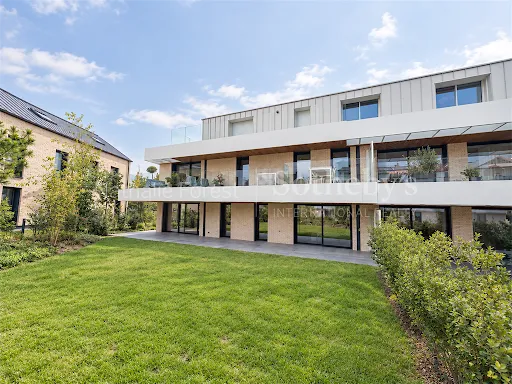 Appartement 4 pièces 153 m²