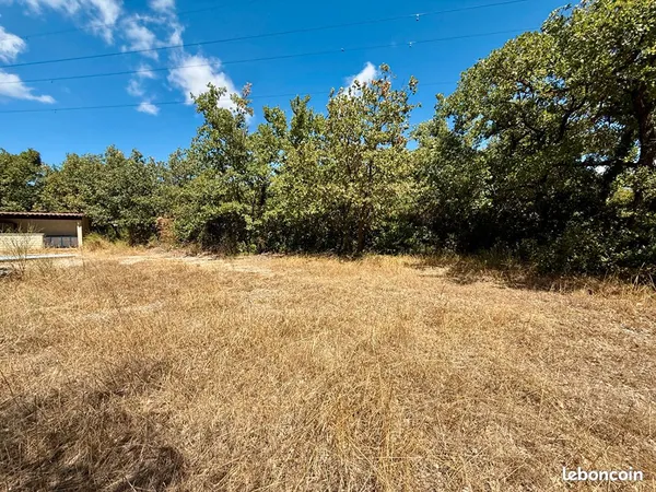 Terrain 2001 m² SAINT MAXIMIN LA SAINTE BAUME
