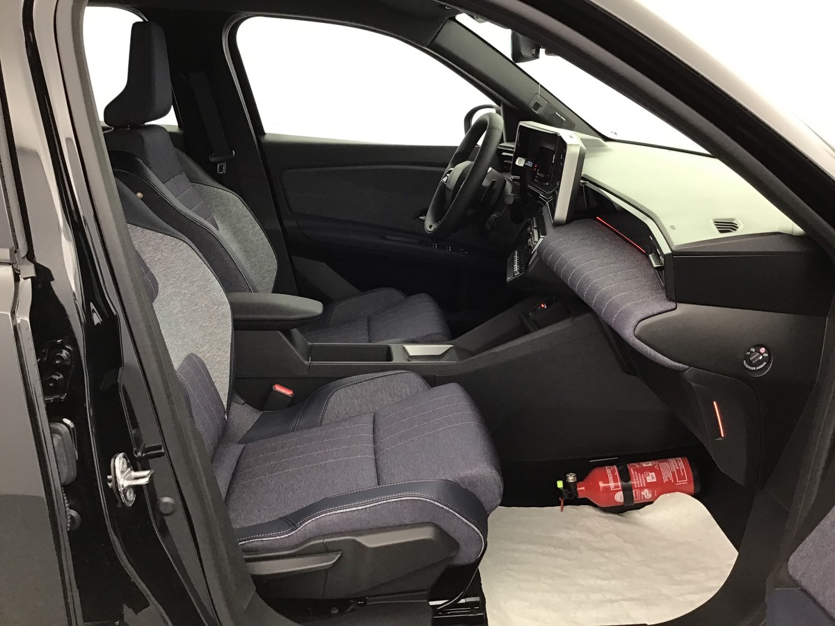 Renault R4 — photo 6