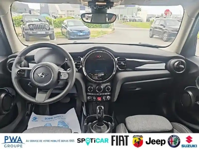 Mini Mini 5 portes cooper 136ch edition premium plus bva7 — photo 8