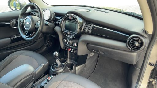 Mini Mini 1.5 One 102 - One – 2018 – 46612 km – Essence – Boîte Manuelle — photo 27
