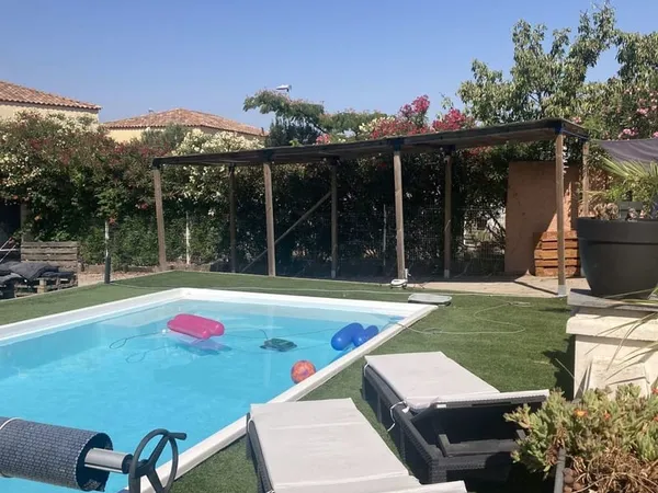 Villa pisicne