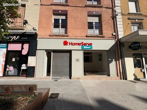 Local commercial 82 m² ROANNE
