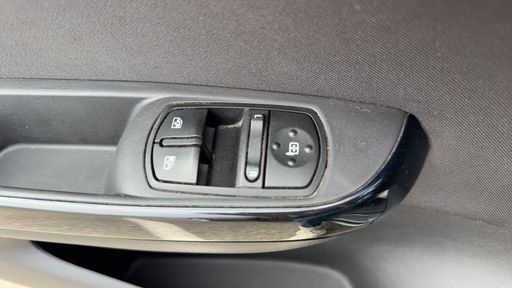 Opel Corsa 1.4 90 - Black – 2017 – 127041 km – Essence – Boîte Manuelle