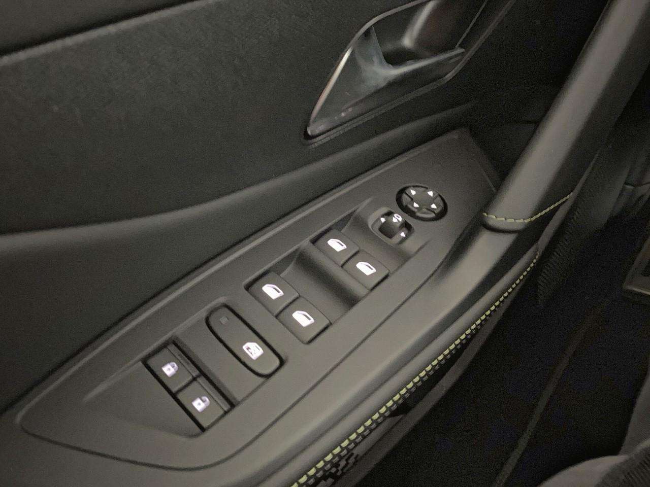 Peugeot 408 hybrid 145 e-dcs6 gt — photo 20