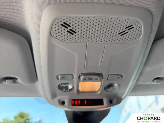 Peugeot 208 puretech 100 s&amp;s eat8 — photo 20