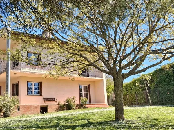 Maison 5 pièces 140 m²