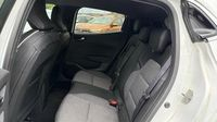 Renault Clio 1.6 E-Tech hybride 145ch Techno — photo 13