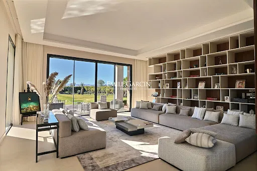Villa 12 pièces 1400 m²