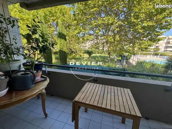 Direct Particulier - Appartement 3 pièces - balcon, piscine, parc arboré, gardien, parking - Port Ma