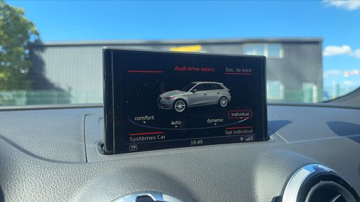 Audi RS3 Sportback 2.5 TFSi 367 Quattro S-Tronic7 - . – 2016 – 107520 km – Essence – Boîte Automatique — photo 9