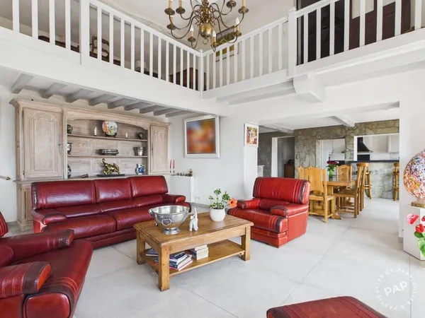 Maison 6 pièces 250 m²